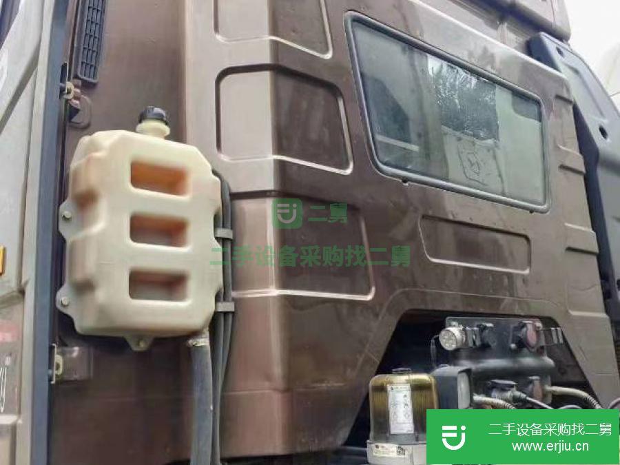 山東出售青島解放牽引車  500馬力