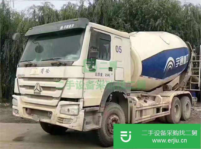 山東出售二手中國重汽混凝土攪拌車