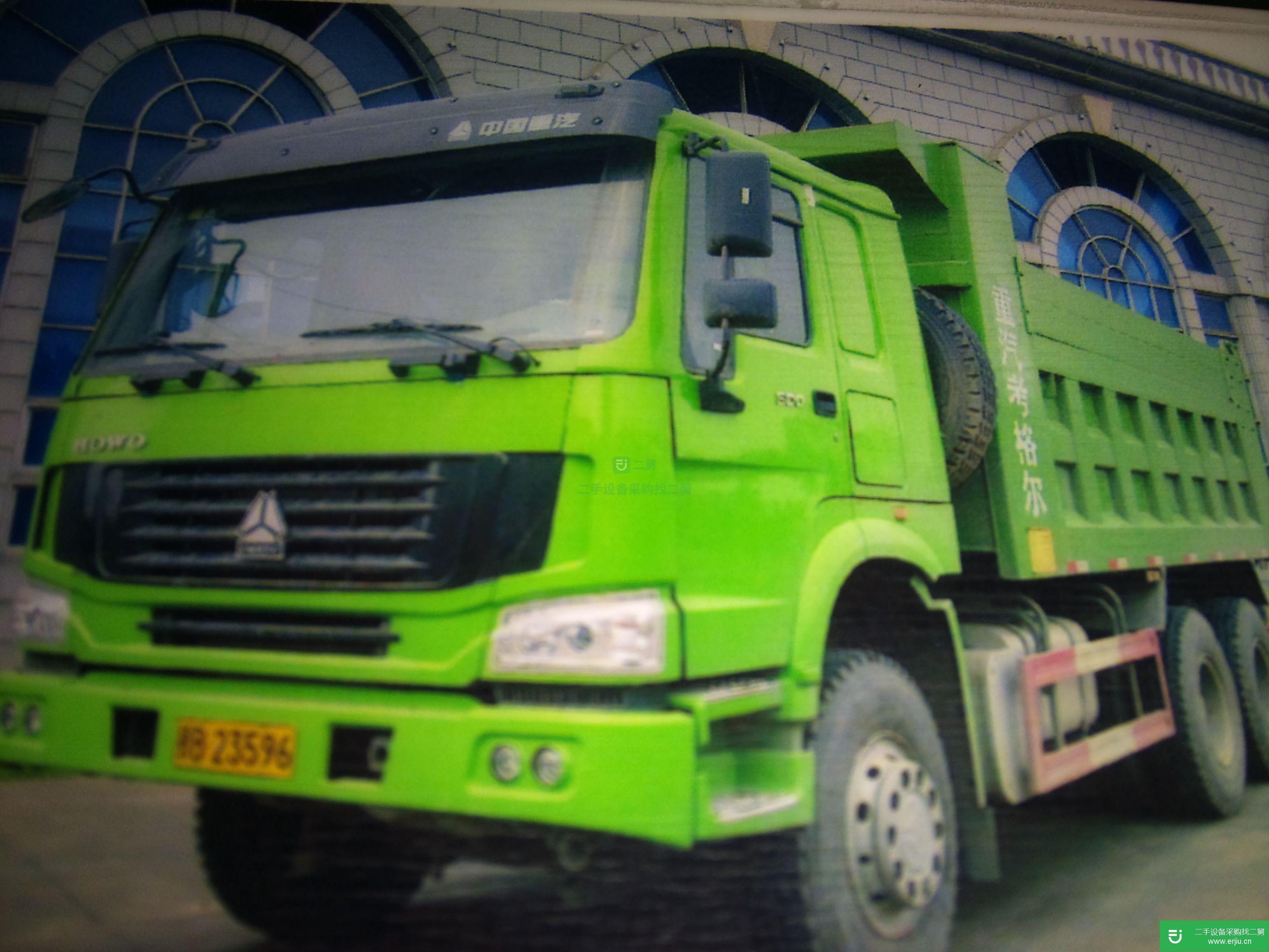 湖北出售二手重汽豪沃自卸后八輪自卸車