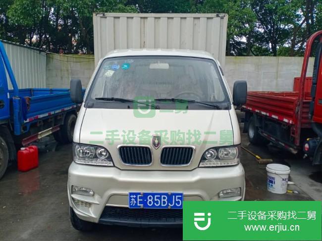 江蘇出售二手金杯領(lǐng)馳廂式貨車