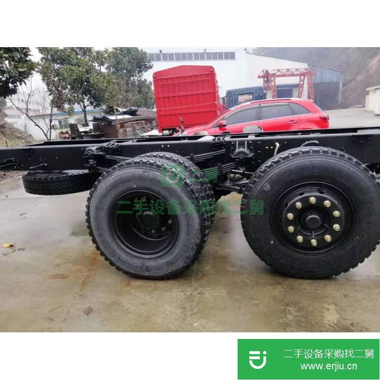 湖北出售二手運(yùn)輸牽引車