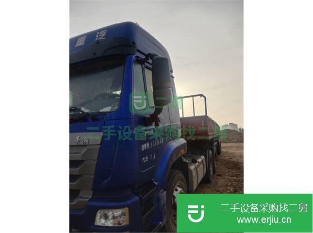 山東出售二手重汽豪瀚后八輪牽引車