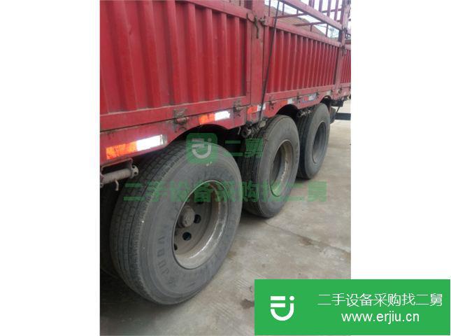 山東出售倉欄半高低板高欄半掛車