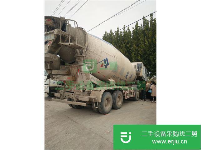 山東出售中國重汽豪沃攪拌車
