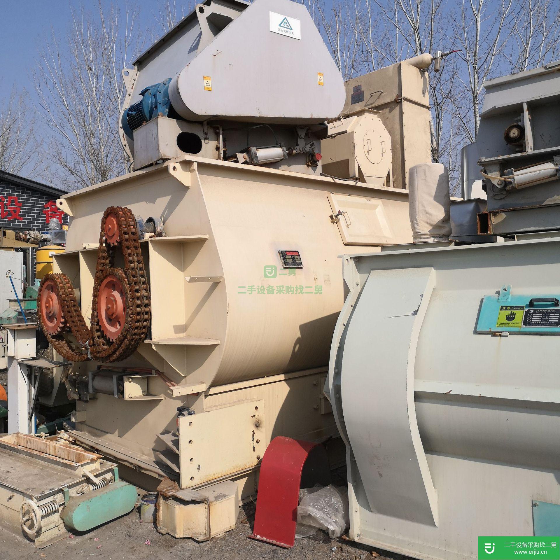 山東低價(jià)出售二手雙軸槳葉式混合機(jī)