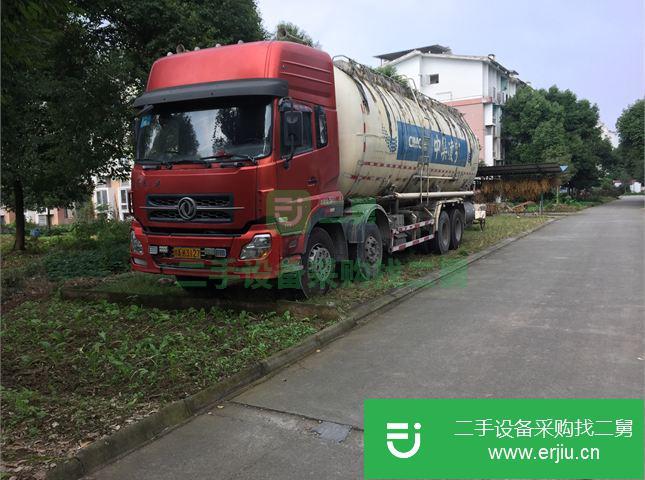 四川出售二手東風天龍前四后八罐式散裝車
