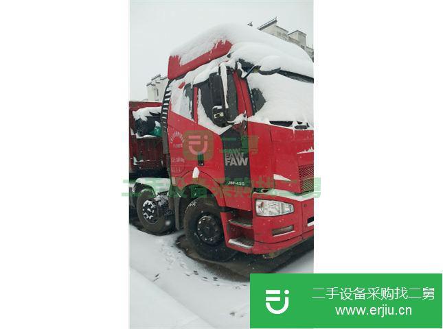 河南出售二手一汽解放牽引車  420馬力
