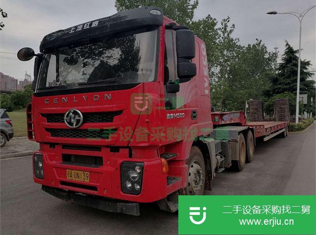 湖北出售上汽紅巖杰獅牽引車 350馬力
