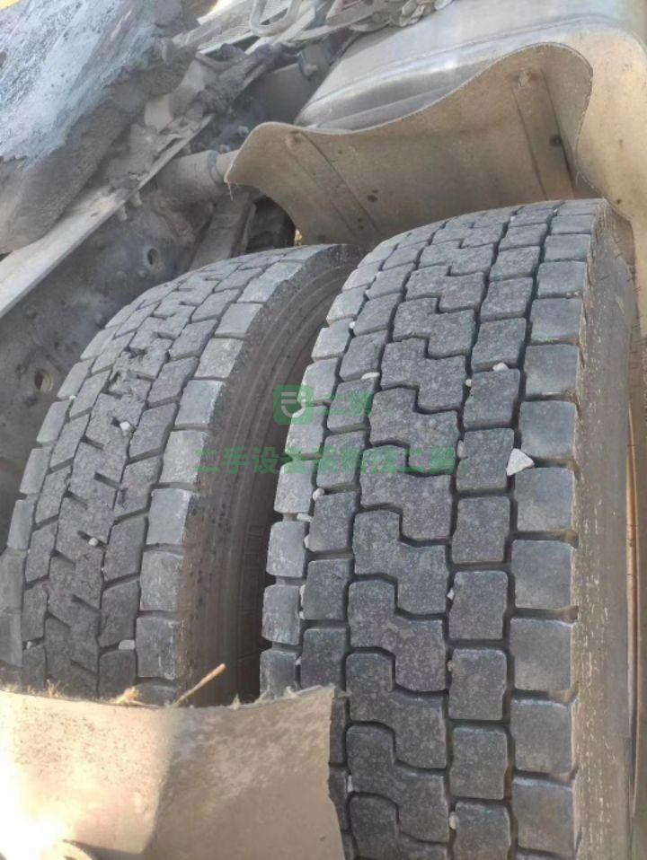 出售17年8月全保險歐曼375，國四單驅(qū)，濰柴牽引車
