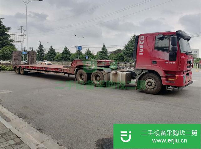 湖北出售上汽紅巖杰獅牽引車 350馬力