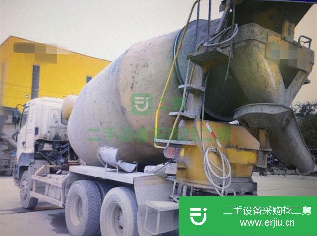 廣東出售日野廣汽攪拌車   700系列重卡 350馬力