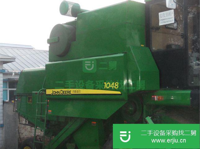 黑龍江出售約翰迪爾-1048聯合收割機