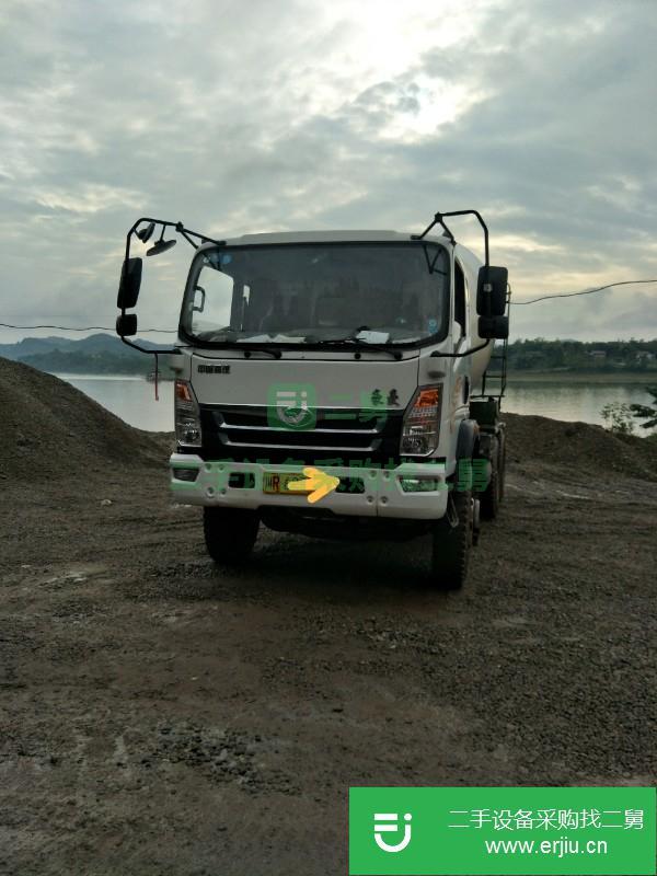四川出售二手重汽豪曼牽引車
