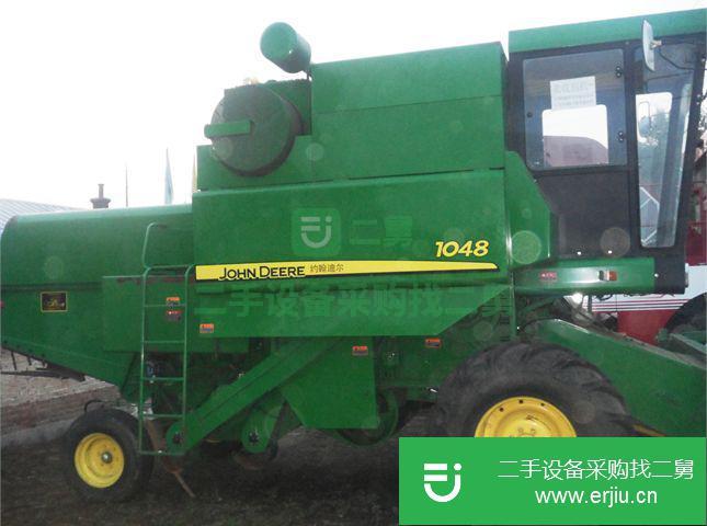 黑龍江出售約翰迪爾-1048聯合收割機