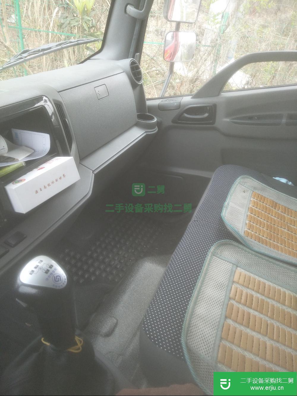 四川出售二手一汽解放廂式貨車