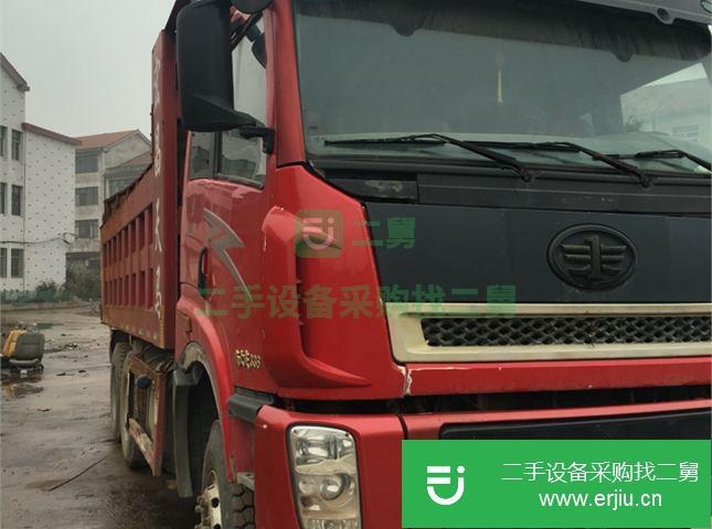 湖北出售青島解放新大威自卸車  336馬力
