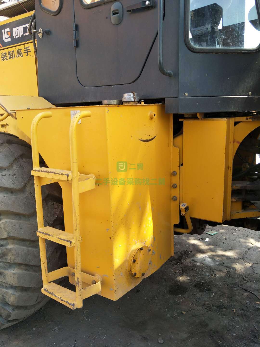 急售一臺16年底出廠的柳工853，加長臂裝載機