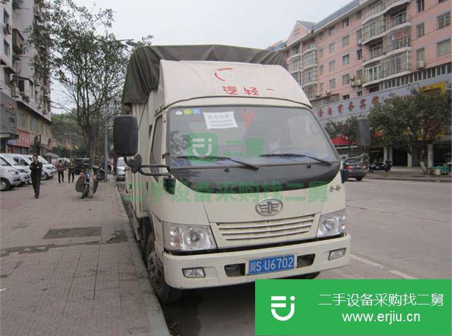 四川出售二手輕卡一汽通用廂式貨車