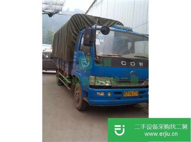 四川出售二手輕卡重汽王牌貨車