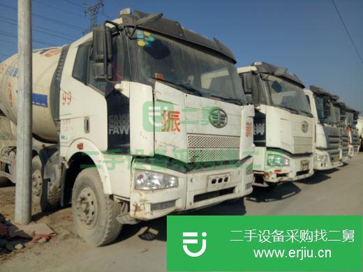 山東出售二手中國重汽豪沃混凝土攪拌車