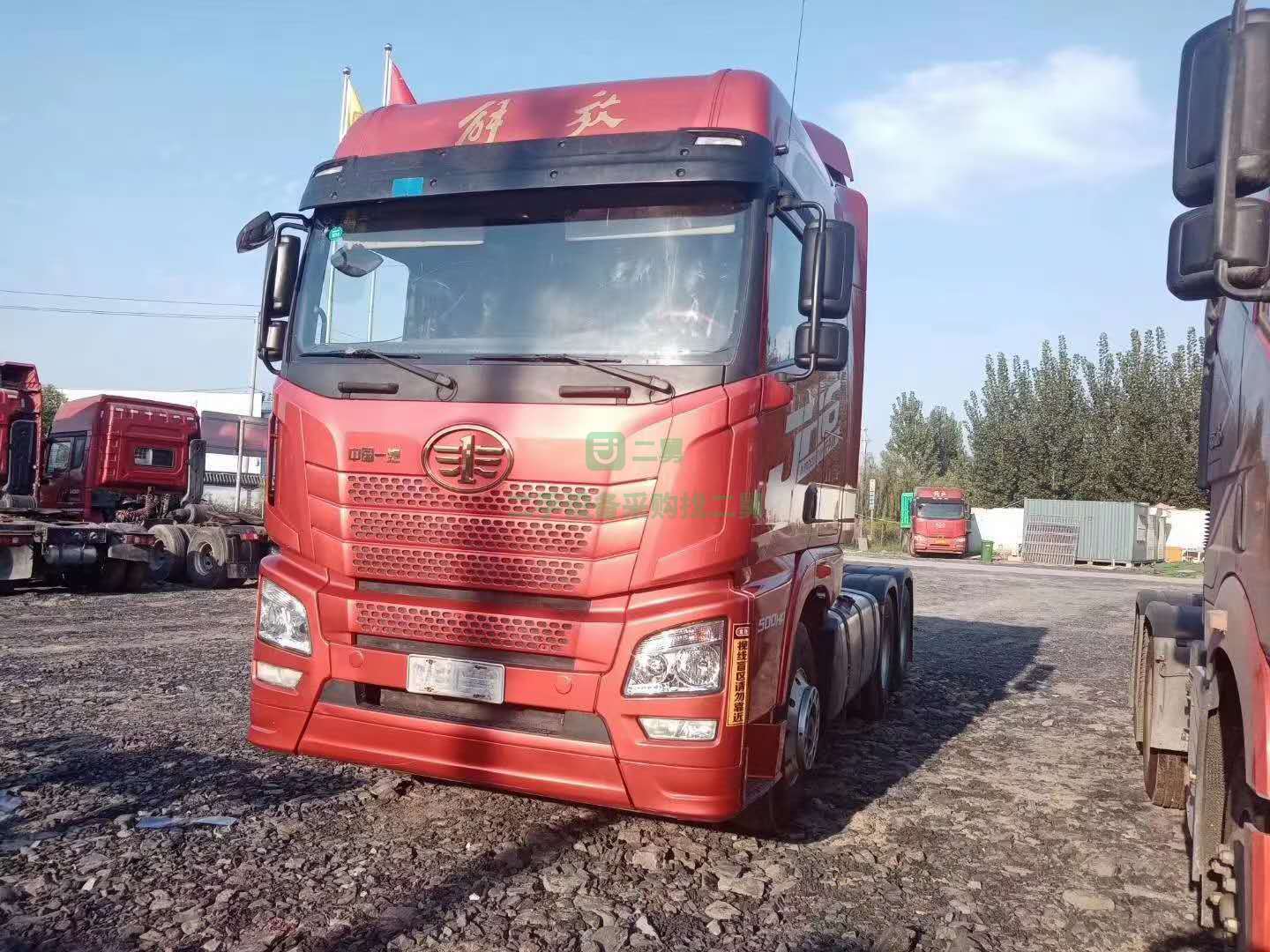 出售一臺18年12月份解放JH6牽引車，錫柴發(fā)動機(jī)