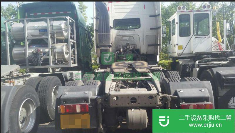 湖北出售二手重汽豪沃牽引車