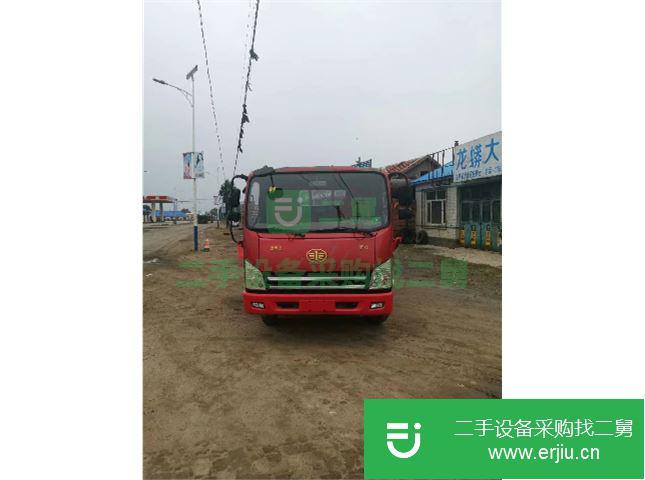 吉林出售二手青島解放115馬力前二后四載貨車