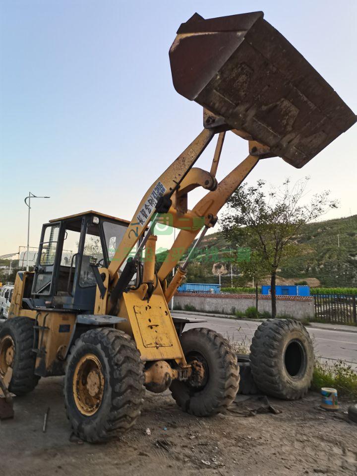 陜西出售二手八成新的德工30鏟車