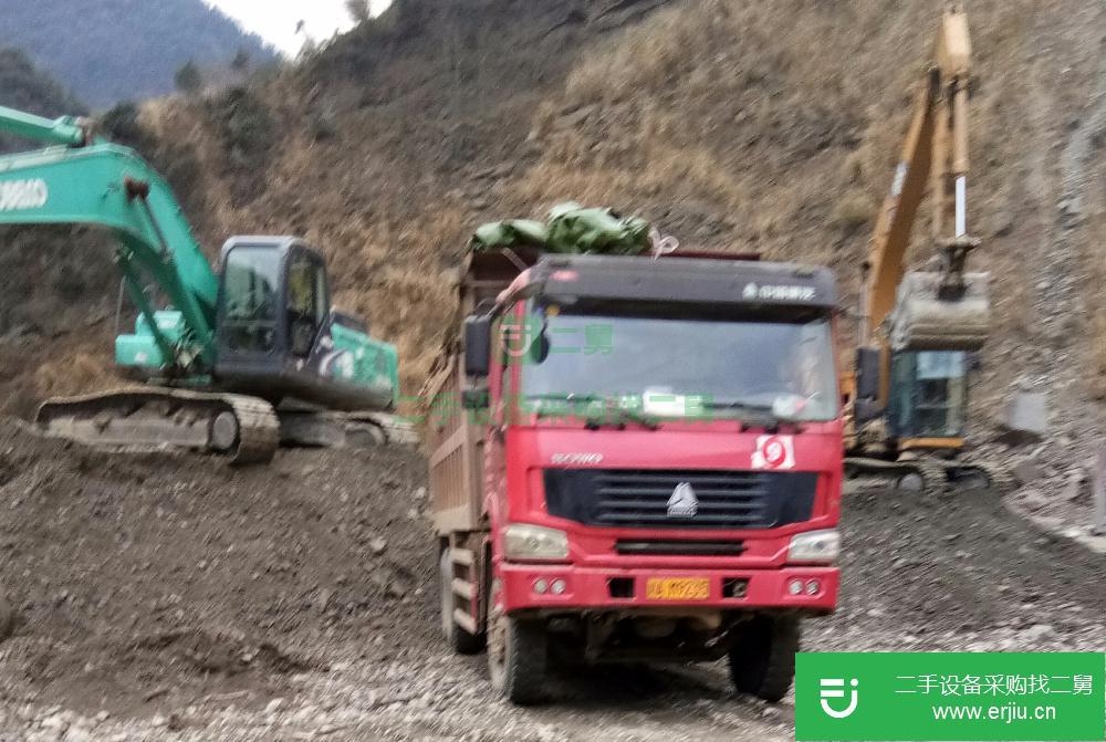 四川出售二手豪沃自卸車