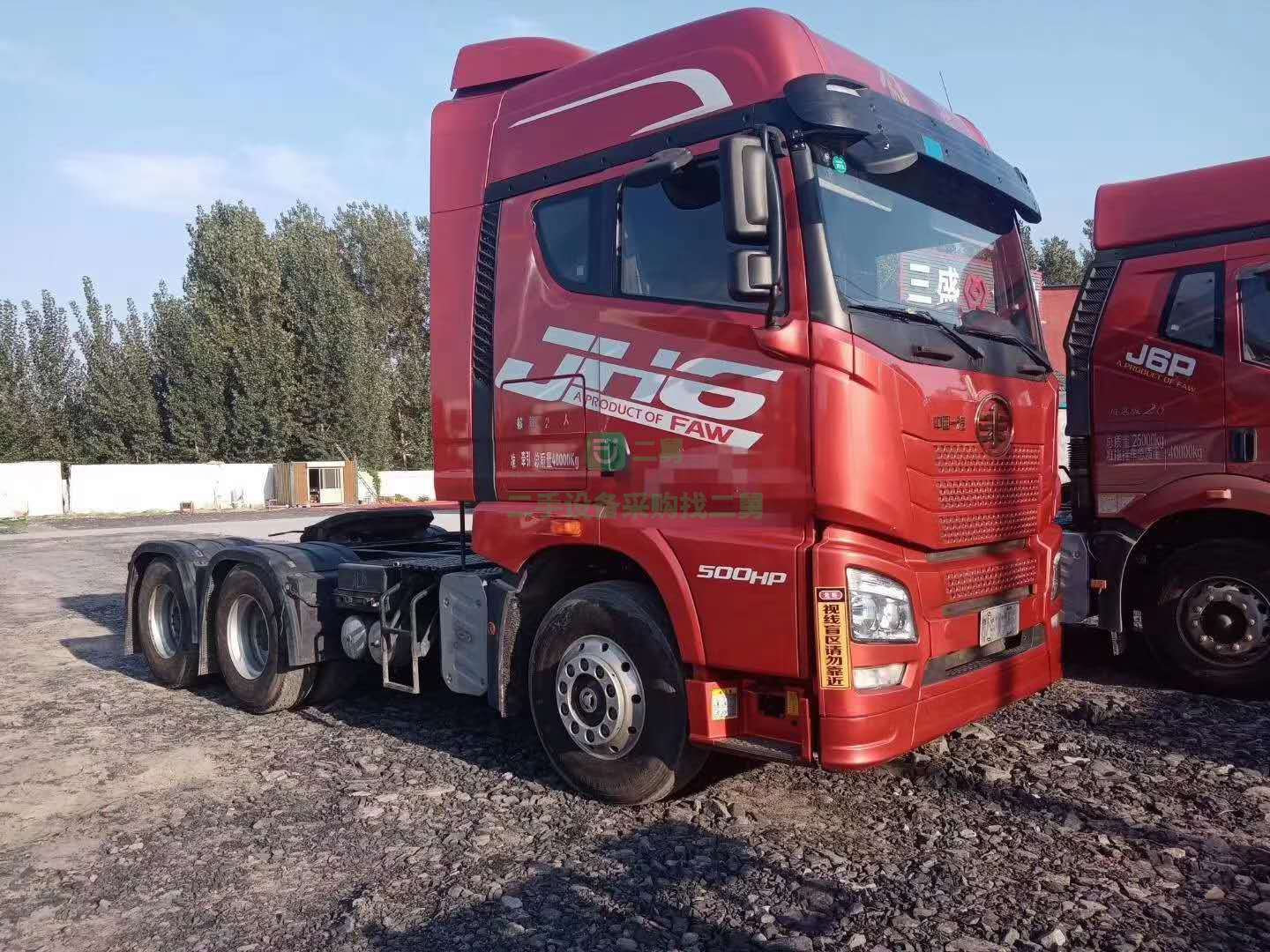 出售一臺18年12月份解放JH6牽引車，錫柴發(fā)動機(jī)