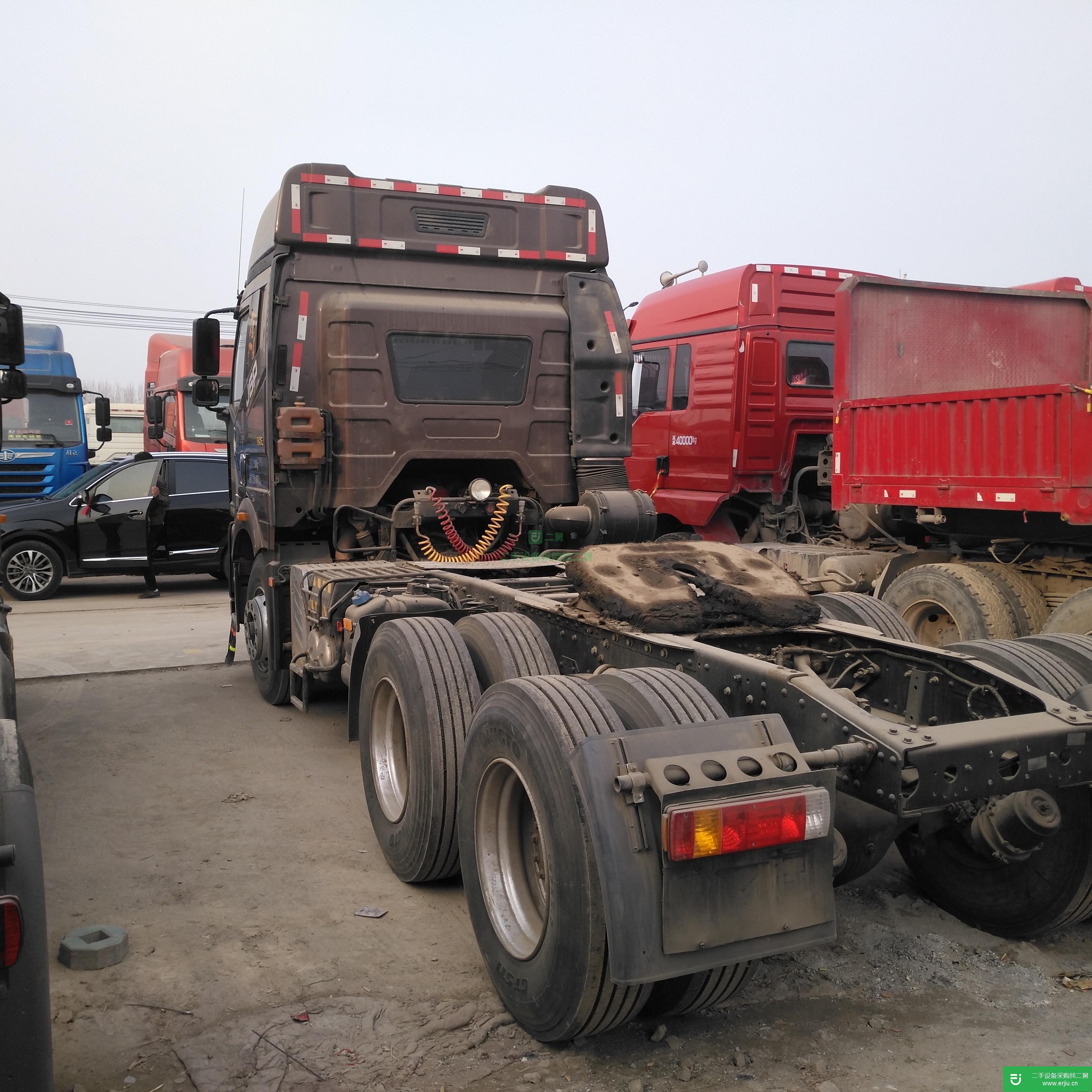 河南出售二手一汽解放牽引車