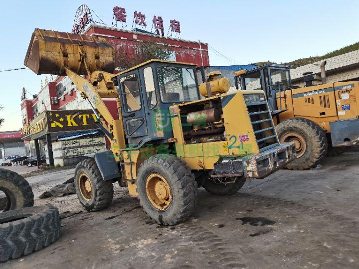 陜西出售二手八成新的德工30鏟車
