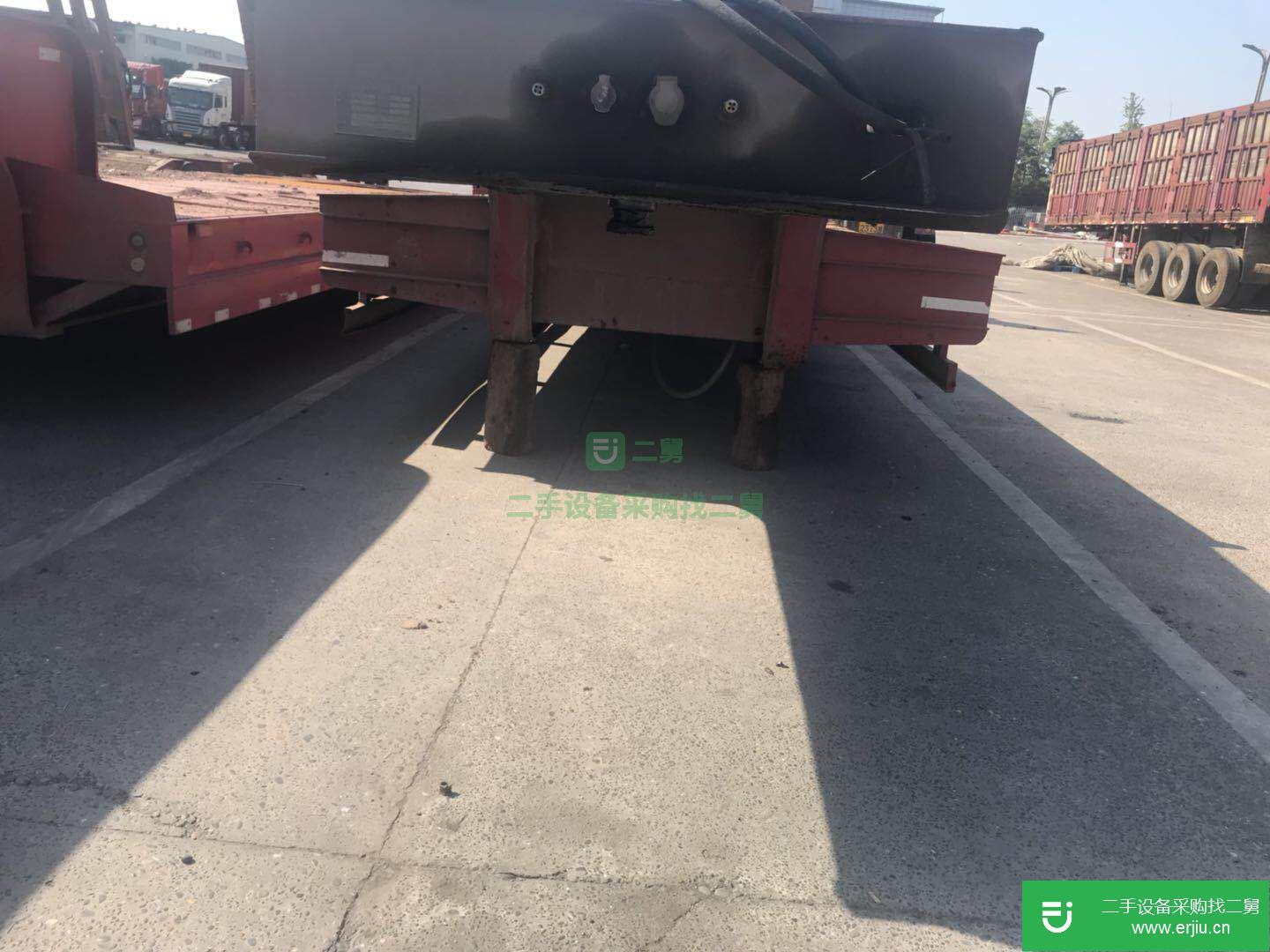 四川出售二手低平板半掛車