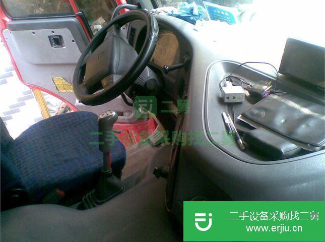湖南出售豪沃重型罐式運輸車