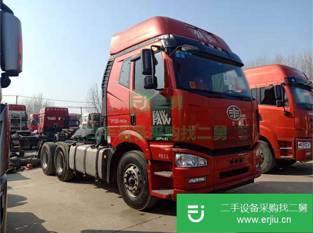 山東出售二手中國重汽豪沃牽引車