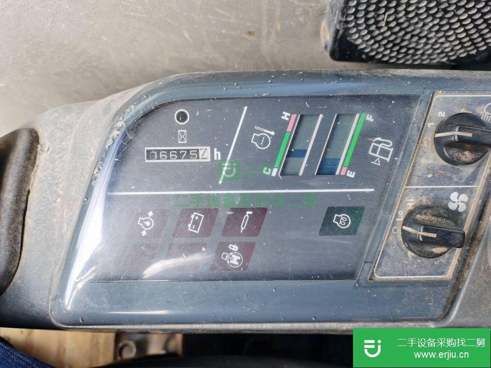 廣西出售二手小松PC60-6挖掘機