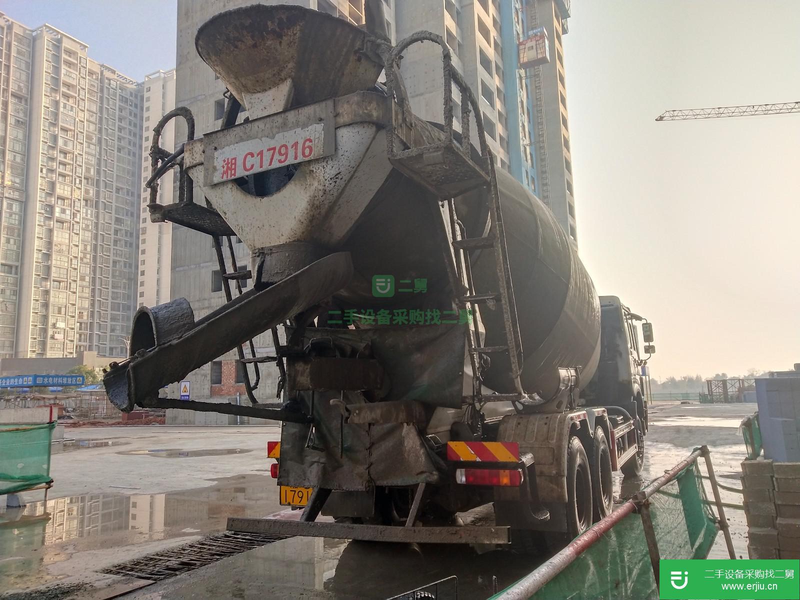 湖南出售二手中國(guó)重汽攪拌車(chē)