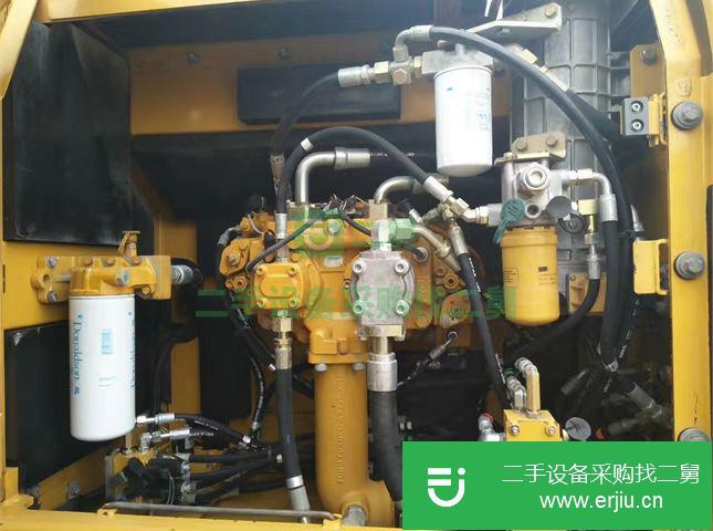 江蘇出售二手卡特重工挖掘機