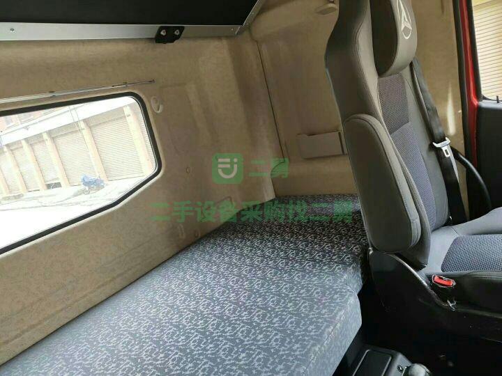 出售三一重卡王道465馬力牽引車