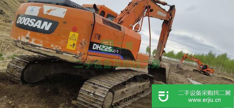 內蒙古出售二手斗山DH225-7挖掘機