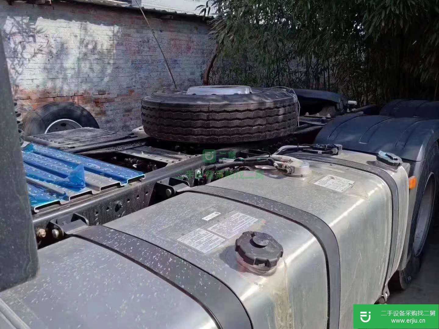 山東出售二手解放J6P牽引車