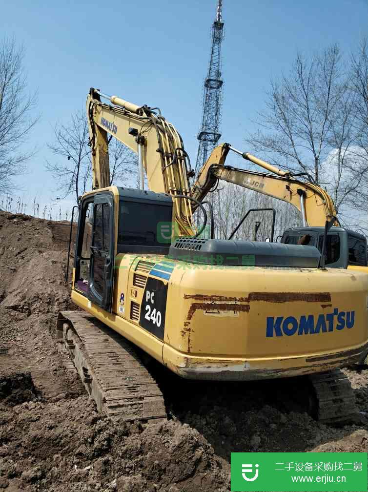 吉林出售二手小松PC240LC-8挖掘機
