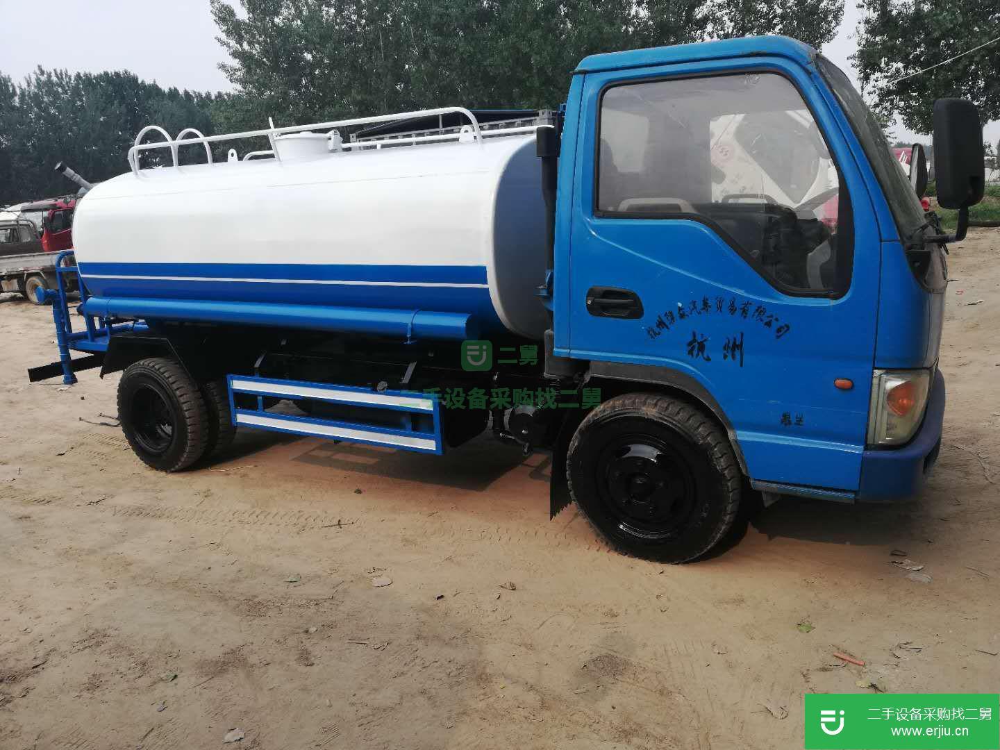 山東出售二手灑水車(chē)