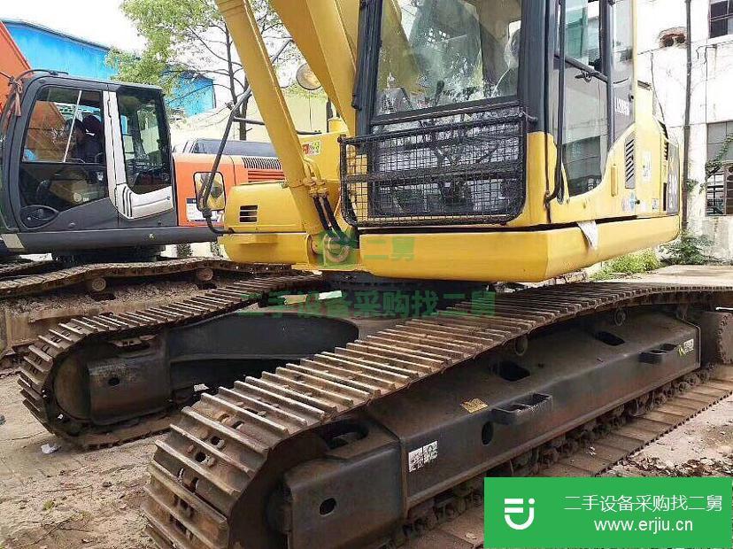 天津出售二手小松PC210-7挖掘機