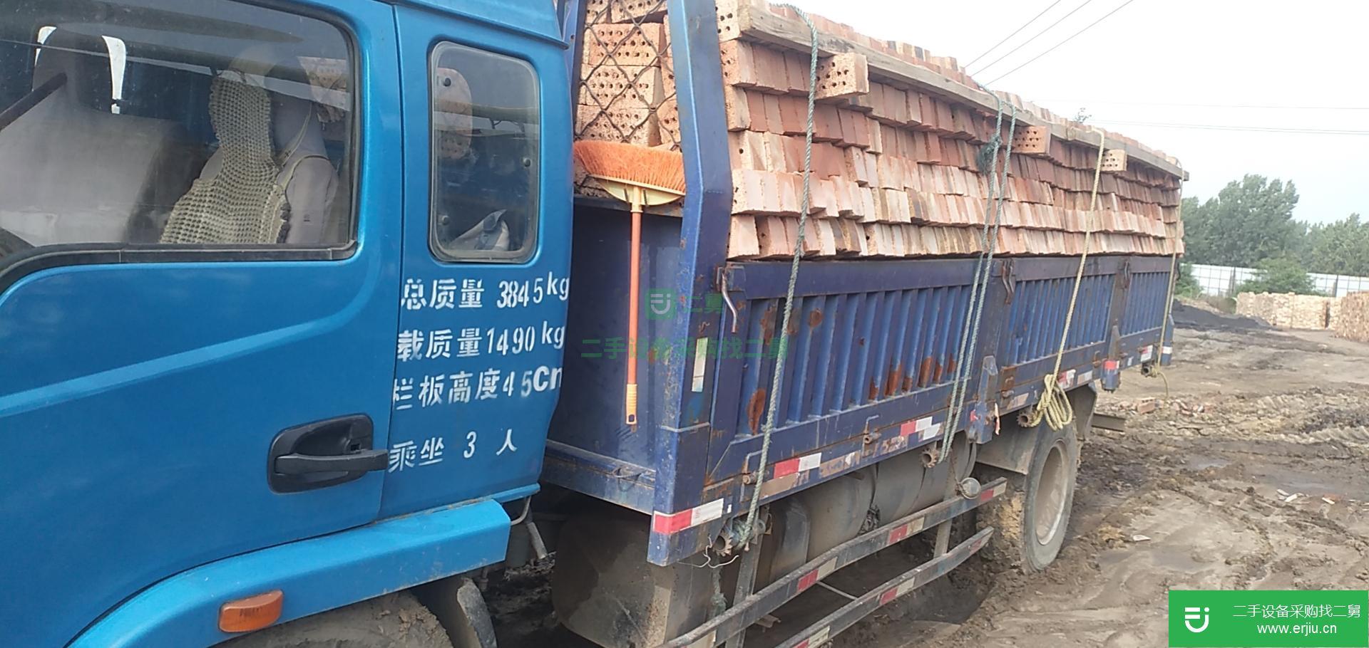 山東出售二手上汽躍進(jìn)自卸車(chē)