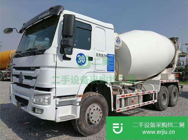 山東出售二手中國(guó)重汽豪沃混凝土攪拌車