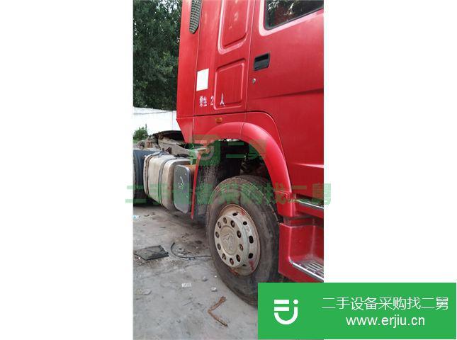 遼寧出售二手豪沃牽引車