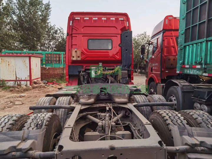 出售九成新的手續在手8個月德龍X3000 430雙驅牽引車