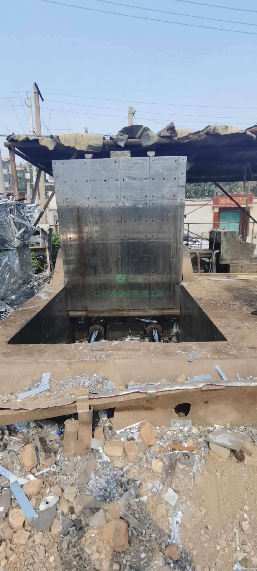 出售一臺江陰250噸打包機，料箱2.2米x1.8米包塊60新機安裝少用