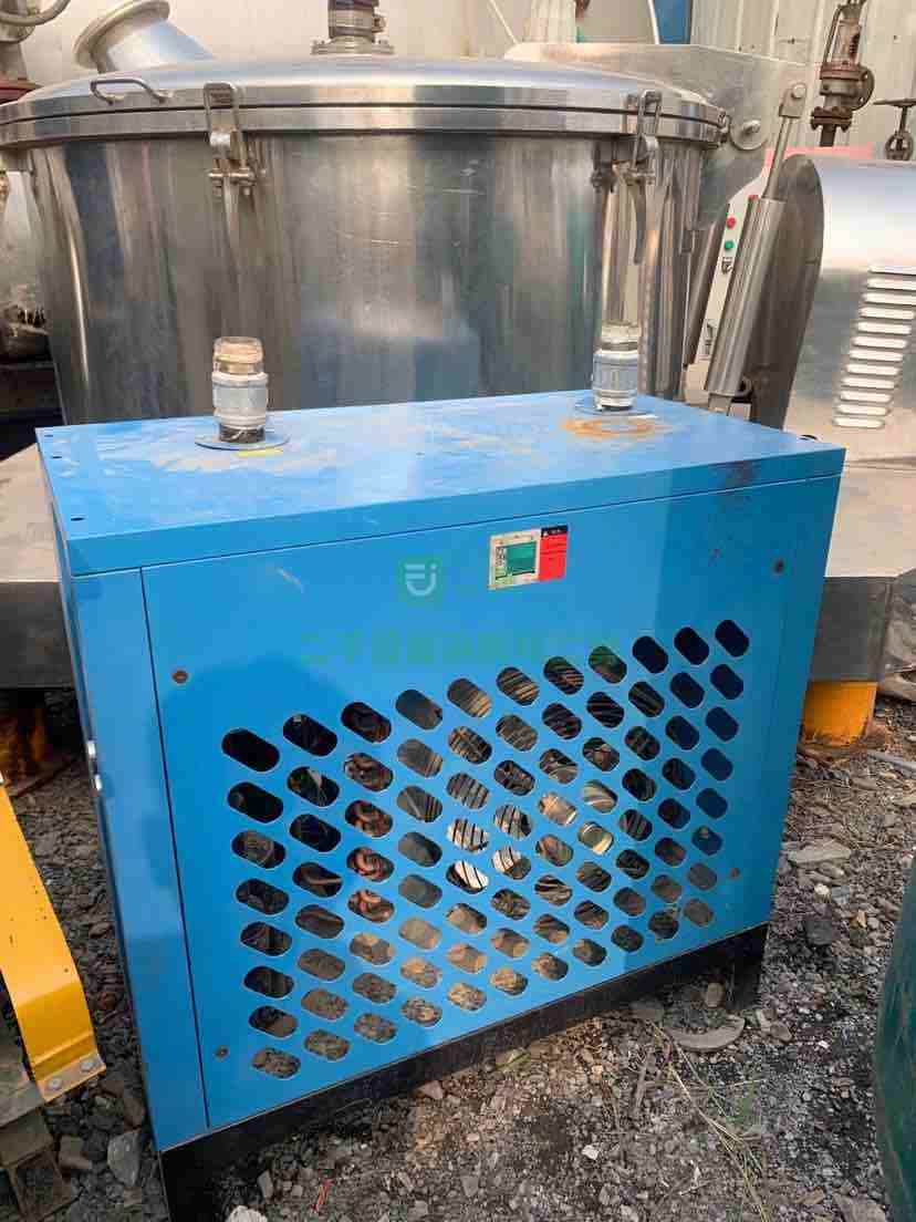 山東出售頒霸22KW永磁變頻螺桿空壓機一臺